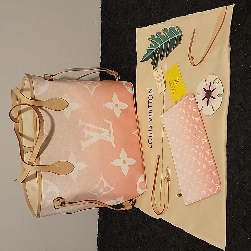 Gorgeous, Ombré tote bag and wristlet with Louis Vuitton branding.